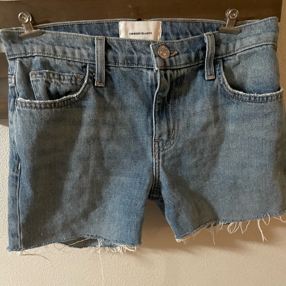 Current/Elliott Pants - Current /Elliott denim frayed high‎ waist shorts size 27